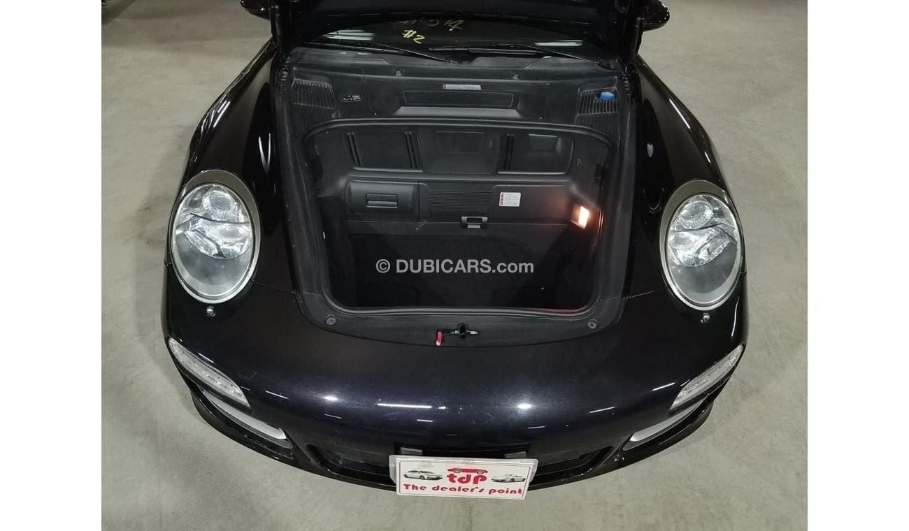 بورش 911 Carrera 4S 3.8L Coupe , WITH ULTRA LOW MILEAGE, CRUISE CONTROL AND MORE…