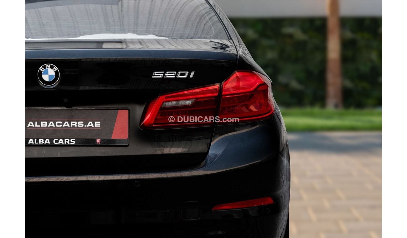 بي أم دبليو 520i Std 2.0L