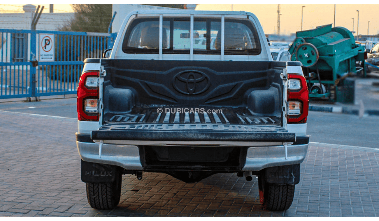 تويوتا هيلوكس HILUX 2.7L GLXS DC AT PETROL 2025