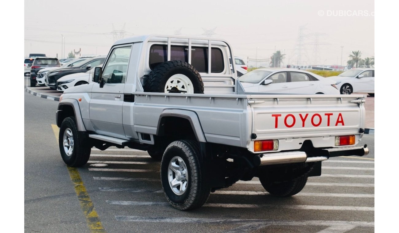 تويوتا لاند كروزر بيك آب Toyota landcuriser pickup 2015 single cabine Diesel Right hand Drive