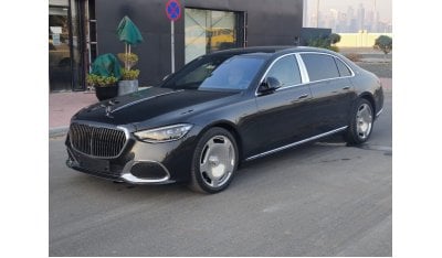 مرسيدس بنز S580 Maybach 2023 - 1650KM only - Fully Loaded - Euro Spec