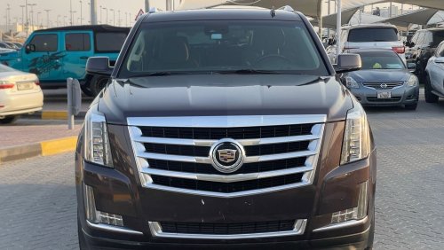 Cadillac Escalade Platinum 2015 model, imported from America, full option, Vip separate chairs, automatic transmission