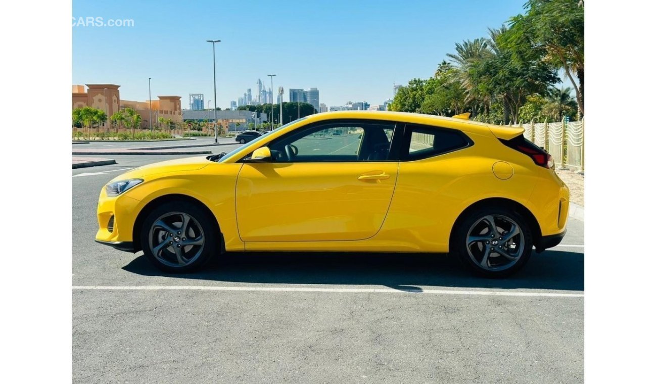 Hyundai Veloster Std 840 PM || HYUNDAI VELOSTER 2.0L || ORIGNAL PAINT || GCC || NEW YEAR OFFER