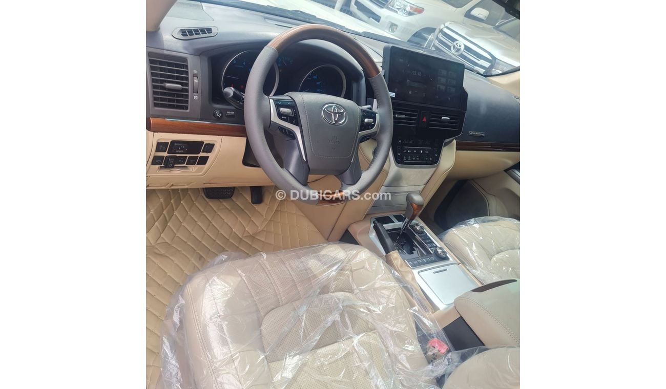 Used Toyota Land Cruiser 2008 for sale in Dubai - 600939