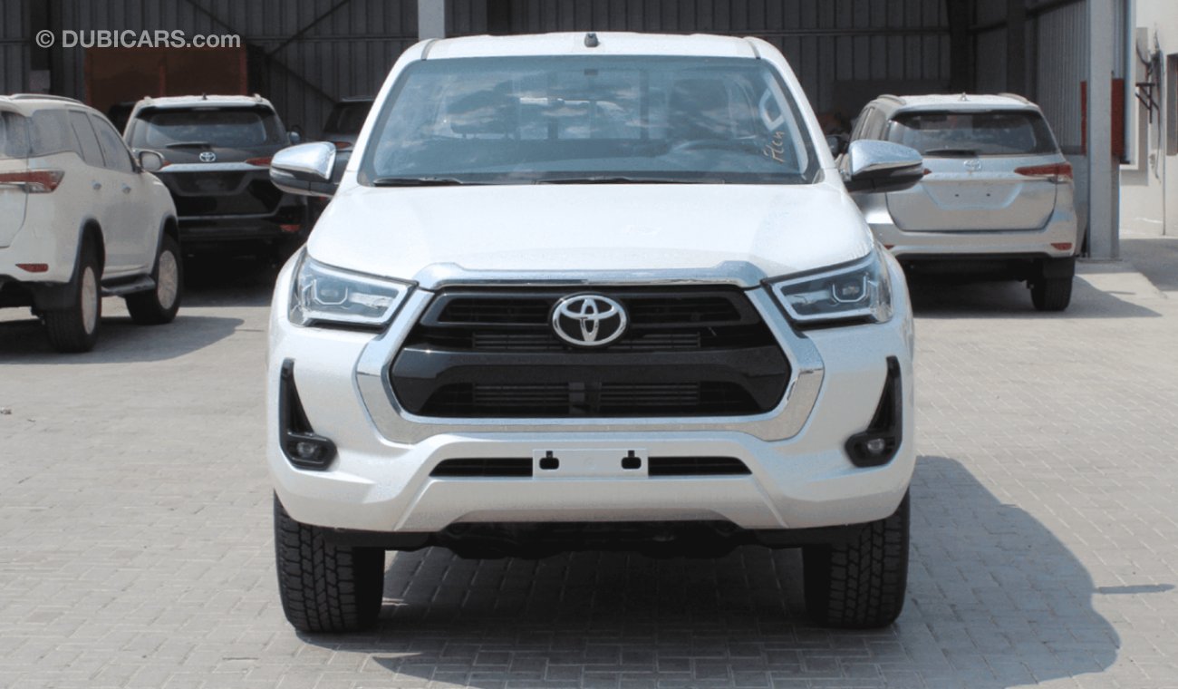 تويوتا هيلوكس HILUX 2.4L SR5 DIESEL