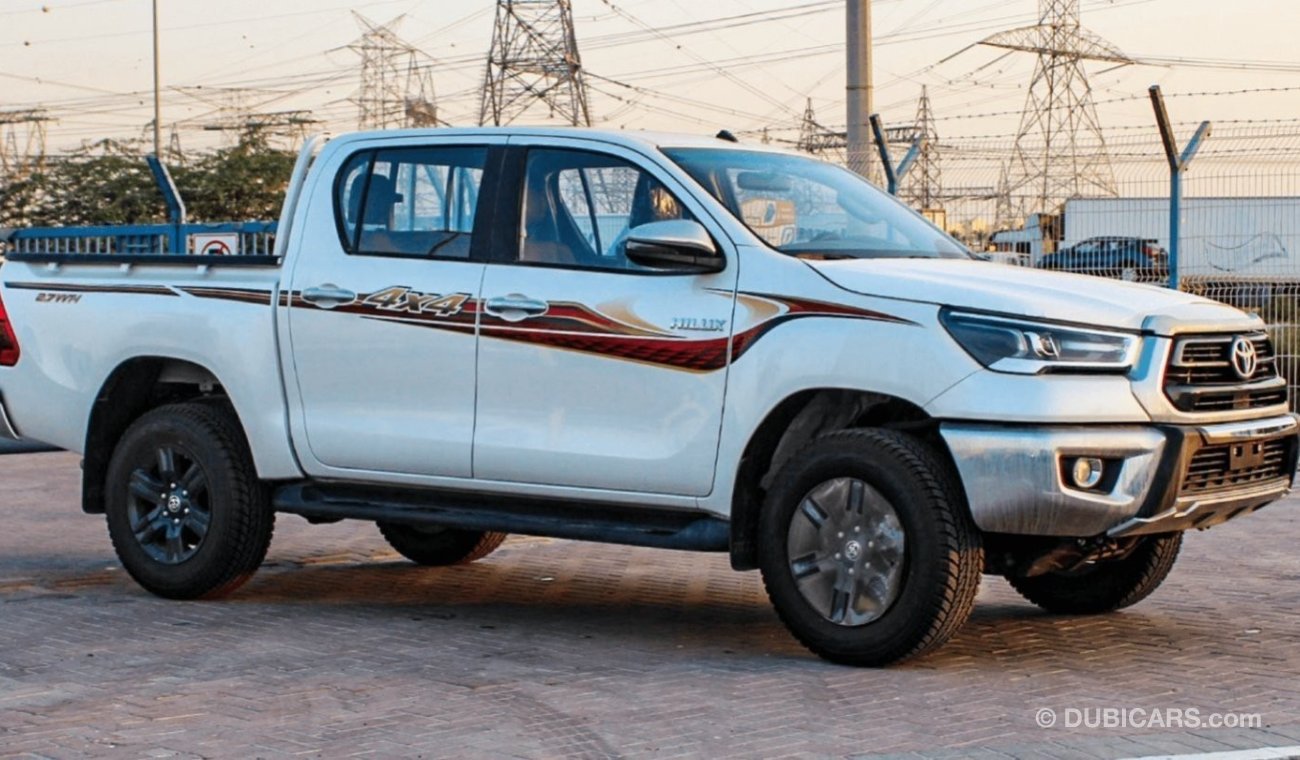 تويوتا هيلوكس HILUX GLX 2.7L MT PETROL