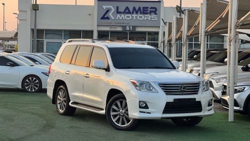 Lexus LX570 Sport 5.7L Lexus Lx570 2011 / GCC / Very good Condition / No accidents