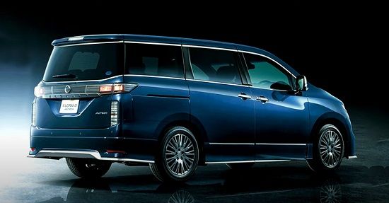 Nissan Elgrand exterior - Rear Left Angled