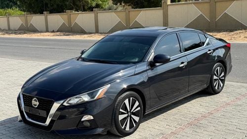 نيسان ألتيما Nissan Altima 2021 SV 2.5L Full Option,Sunroof GCC Specs