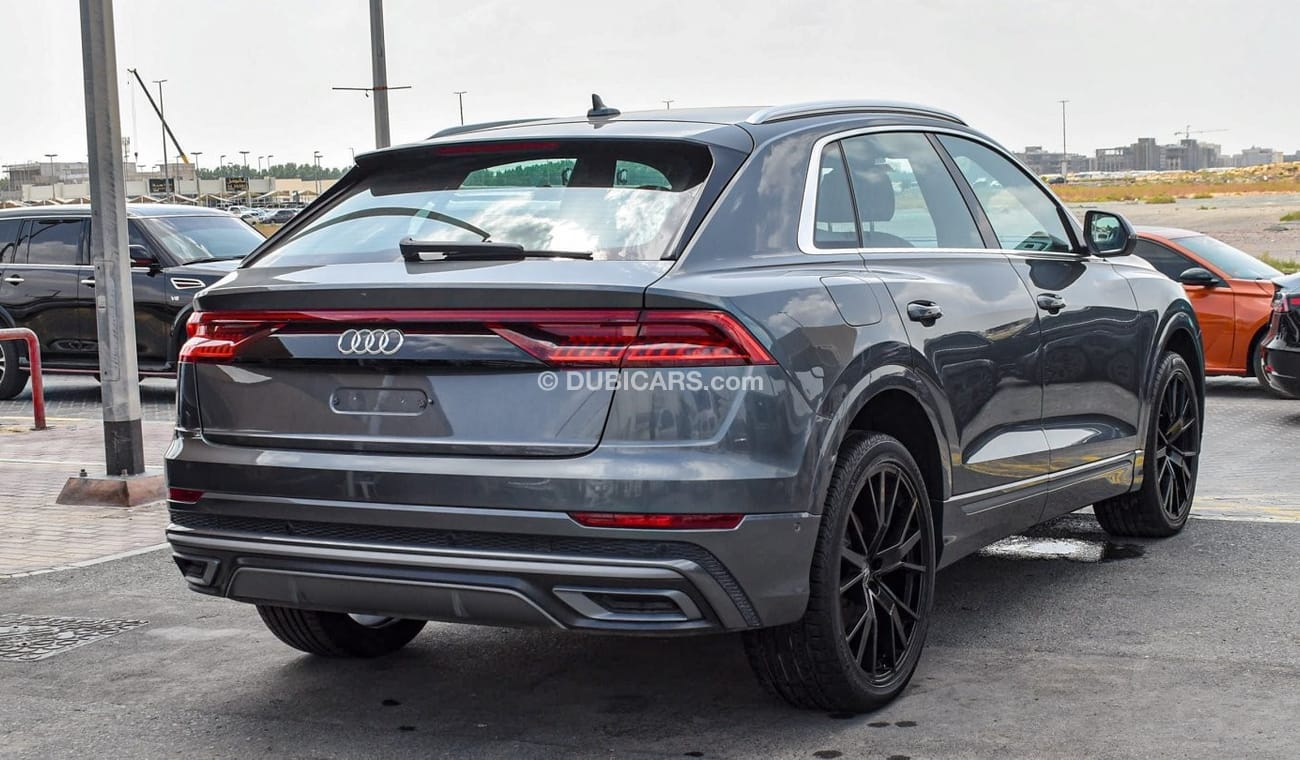 Audi Q8 S Line