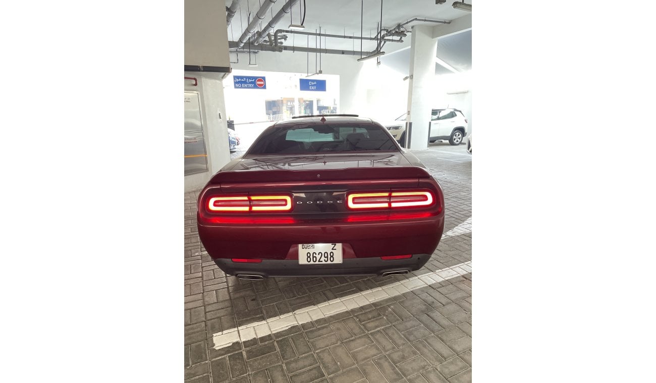 Dodge Challenger