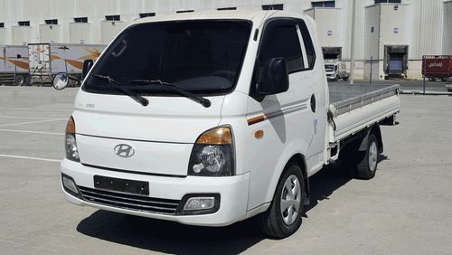 Hyundai Porter 2 USED IN GOOD CONDITION WITH DELIVERY OPTION FOR EXPORT ONLY(Code :78126)