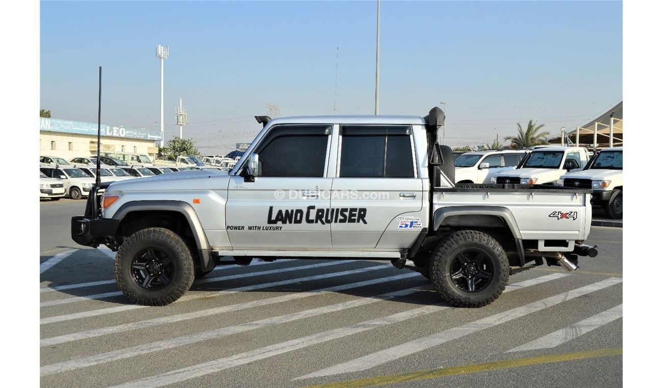 تويوتا لاند كروزر بيك آب 2013 TOYOTA LAND CRUISER DOUBLE GXL