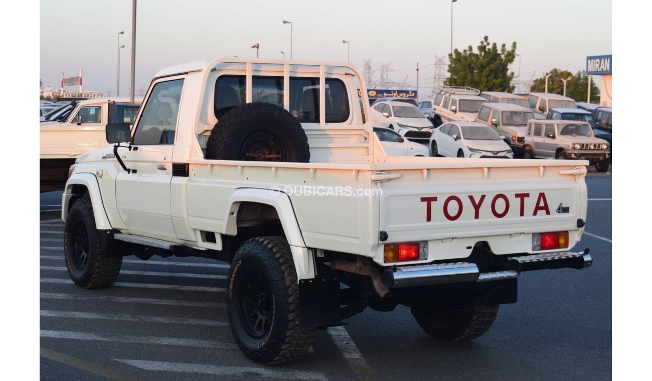 Toyota Land Cruiser Pick Up 2 door