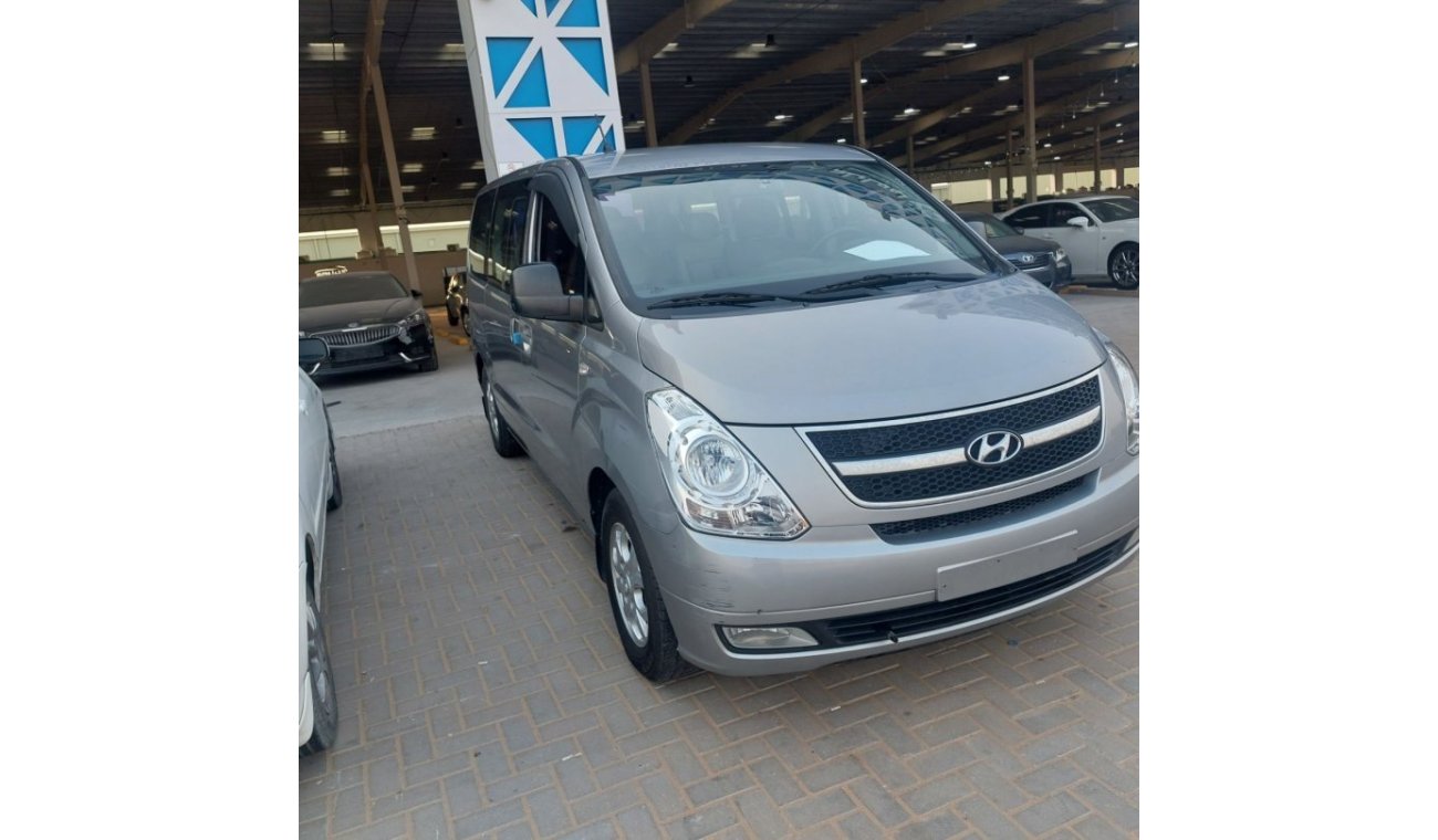 Hyundai H1 Starex