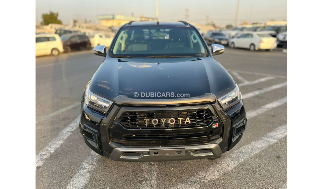 تويوتا هيلوكس Toyota Hilux 2016 Model Full option petrol 5 seater