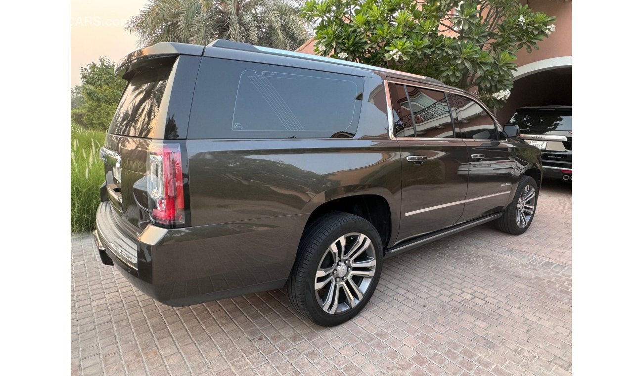 جي أم سي يوكون XL Denali 6.2L (7 Seater)