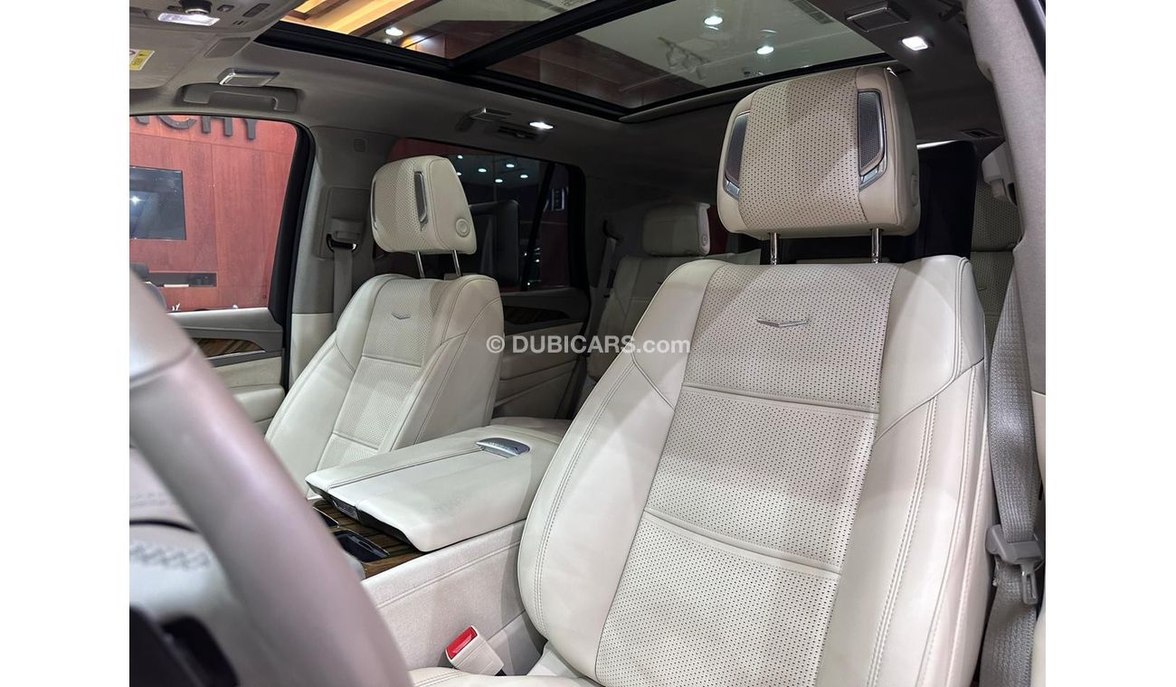 Cadillac Escalade Premium Luxury full original paint , no accident , under warranty , two key