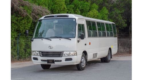 Toyota Coaster 2016 | TOYOTA COASTER | 23-SEATER | AUTOMATIC DOOR | GCC SPECS | T79591