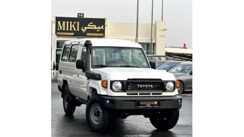 تويوتا لاند كروزر هارد توب LC 78 | Hard Top | 4.0L | V6 | Petrol | M/T (3 Doors)