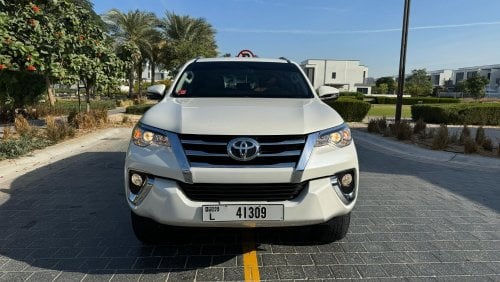 Toyota Fortuner EXR 2.7 NO ACCIDENT