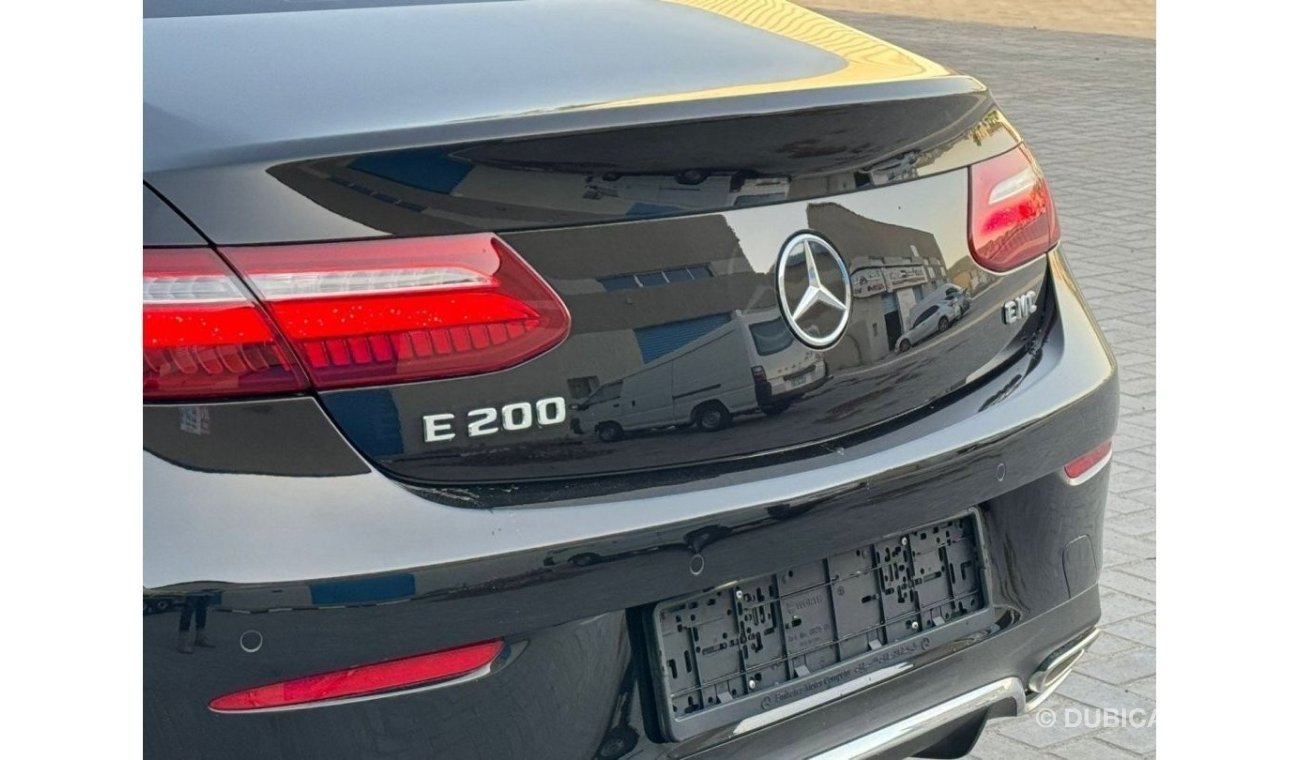 Mercedes-Benz E200 Std