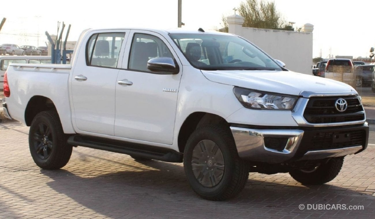 تويوتا هيلوكس HILUX 2.7L AT MED OPTION