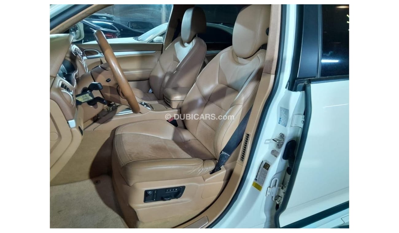 بورش كايان PORSCHE CAYENNE GTS 4.8L 2008 WITH SUNROOF, BOSE SOUND SYSTEM, AND MORE..