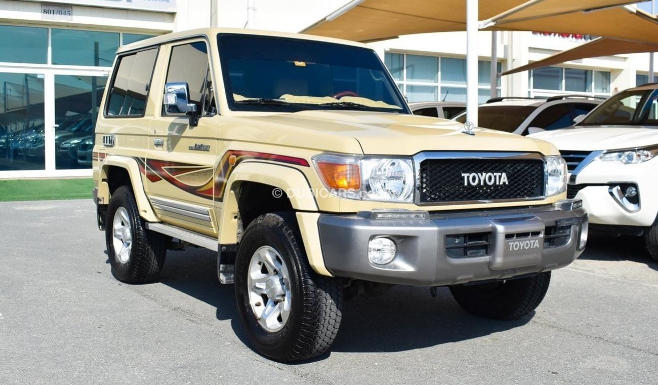 Toyota Land Cruiser Hard Top