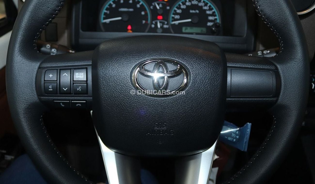 تويوتا لاند كروزر هارد توب 2024 Model Toyota Land Cruiser Hardtop LC71, 4.0L Petrol 4WD 6AT