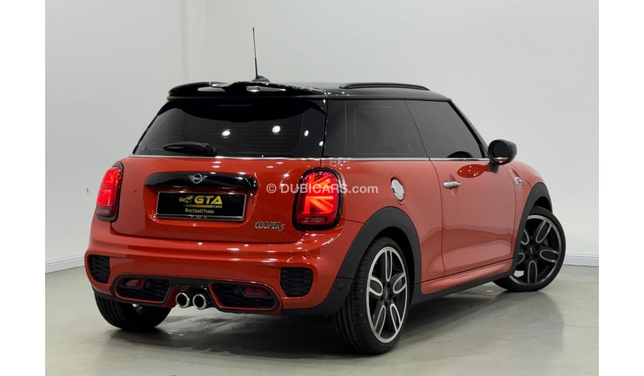 Mini Cooper S 2021 Mini Cooper S JCW Kit, Warranty, Full Service History, Excellent Condition, GCC