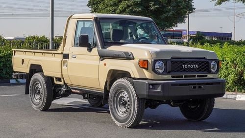 تويوتا لاند كروزر بيك آب 4.0L V6 Single Cabin A/T