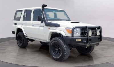 Toyota Land Cruiser Hard Top Toyota landcuriser Hard Top 2014