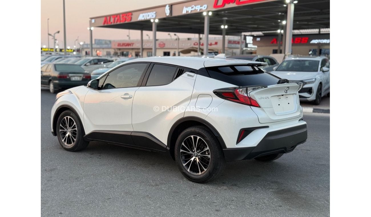 Toyota CHR TOYOTA C-HR XLE