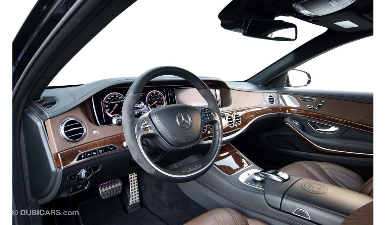 Mercedes-Benz S 63 AMG 4Matic - GCC Spec