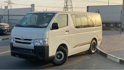 تويوتا هاياس Standard Roof 15 Seater 2.5L Diesel RWD Model 2024