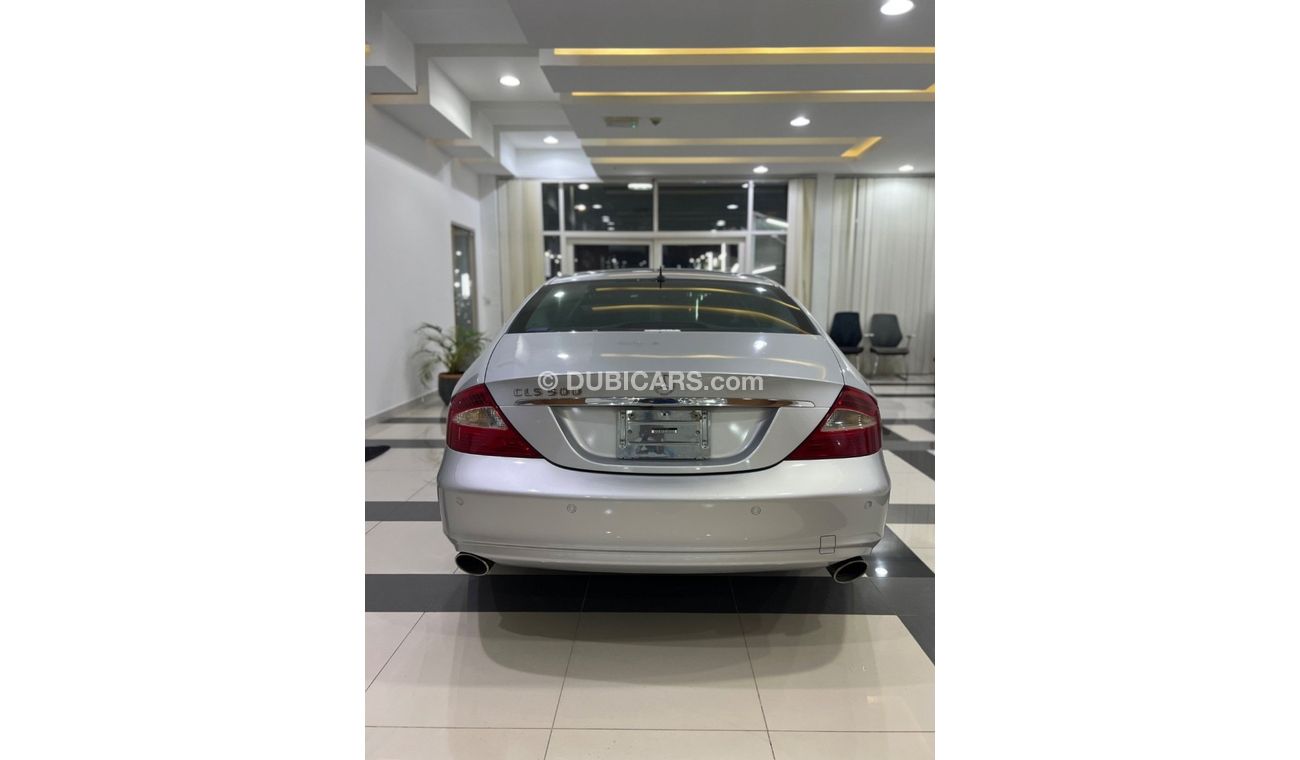 مرسيدس بنز CLS 500 MERCEDES BENZ CLS500  MODEL2007 WITHOUT ANY ACCIDENT