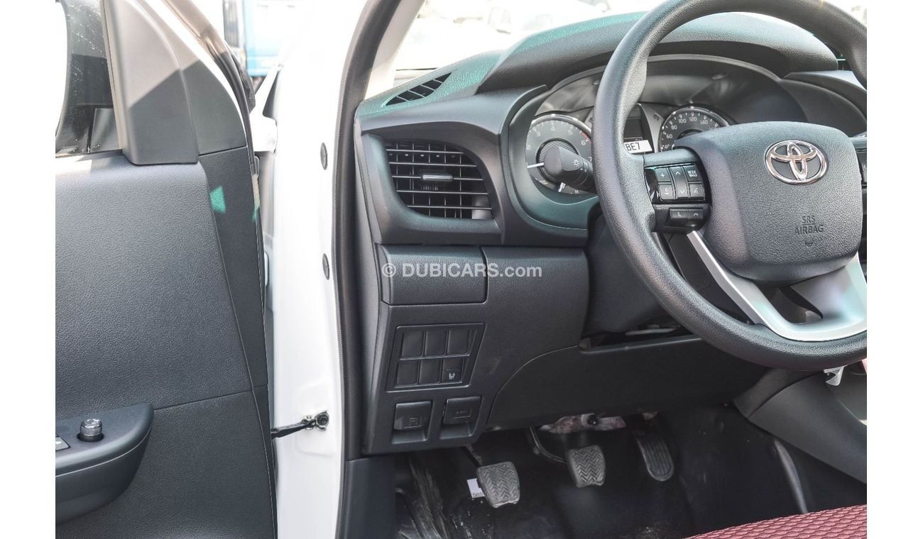 تويوتا هيلوكس TOYOTA HILUX GLS 2.7L 4WD PETROL SC MT PICKUP 2025