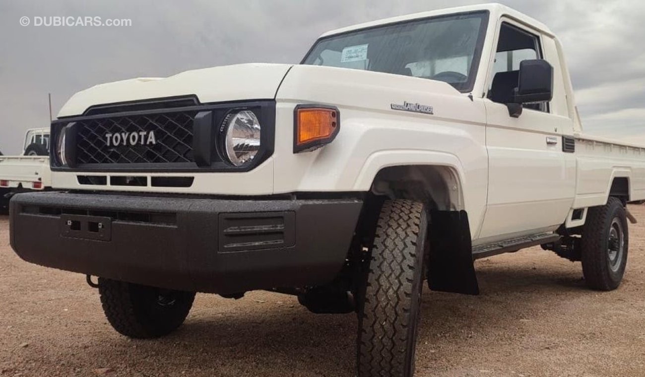 Toyota Land Cruiser Pick Up Imported