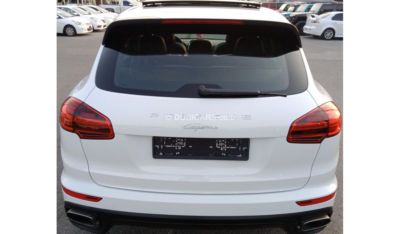 Porsche Cayenne S Platinum Edition 3.6L