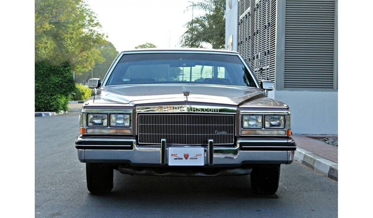 Cadillac Deville Sedan Deville 1983 4.1L-8CYL - pristine condition - CLASSIC CAR