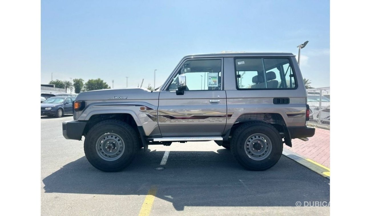 Toyota Land Cruiser Hard Top Toyota Hartop LC71 diesel 2.8L Model 2024