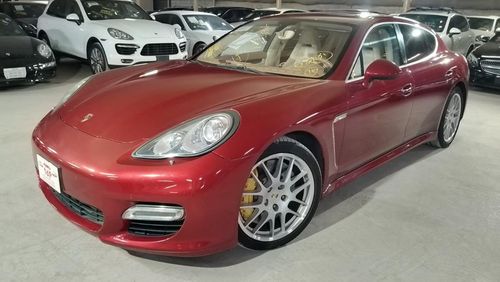 Porsche Panamera TURBO 2010 4.8L, WITH SPORTS CHRONO PACKAGE, BOSE SOUND SYSTEM AND MORE..