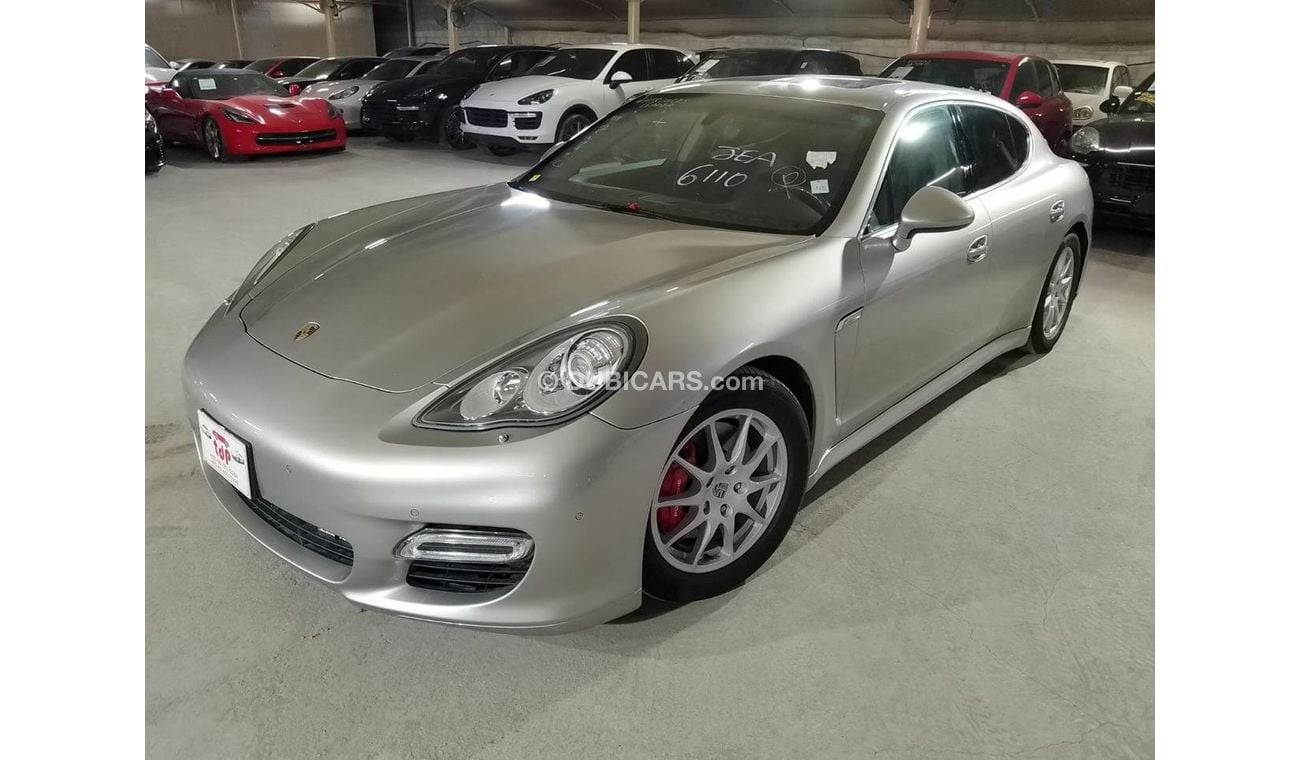 Porsche Panamera S