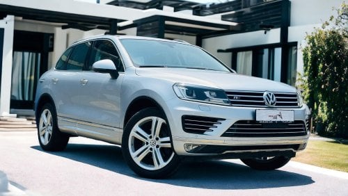 Volkswagen Touareg Highline Plus AED 1,585 PM AVAILABLE | FSH | LOW MILEAGE | VOLKSWAGEN TOUAREG 2018 | V6