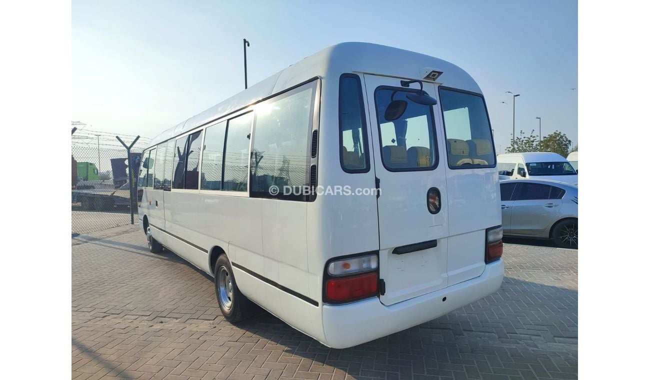 تويوتا كوستر JTGEC58305000219 || COASTER (BUS) 2011 (29 -VIP SEATS ) CC4000 DIESEL RHD MANUAL ||ONLY EXPORT,