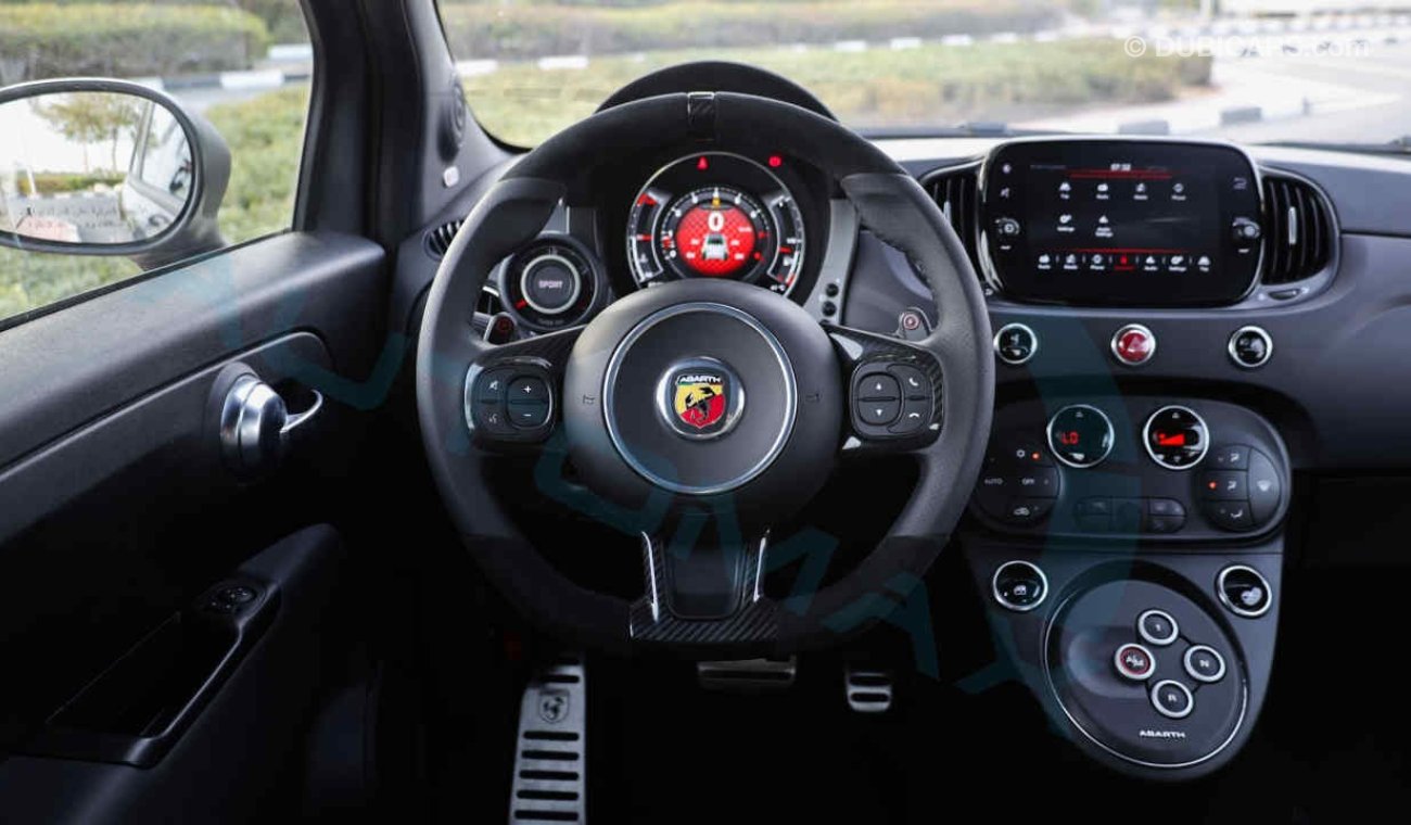 Abarth 695 (НА ЭКСПОРТ , For Export) Cabrio Turismo 1.4 Turbocharged , 2024 GCC , 0Km , Без пробега