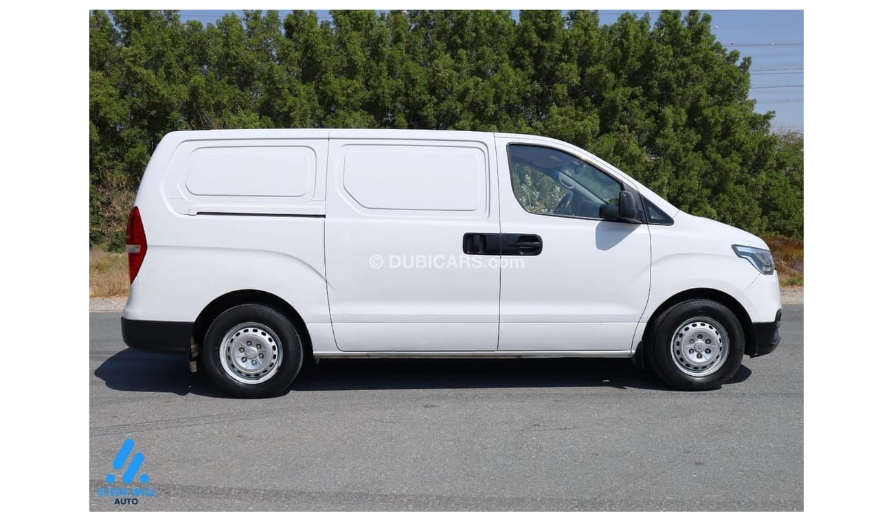 هيونداي H-1 Std 2019 Cargo Van 2.5L RWD / Diesel M/T / Like New Condition / Bulk Deals / Lowest Price / Book Now