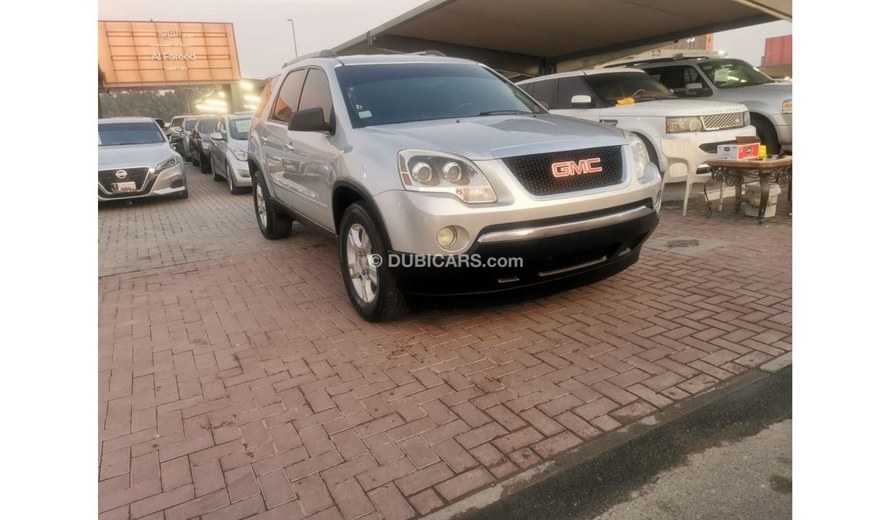 GMC Acadia In excellent condition and requires no expenses