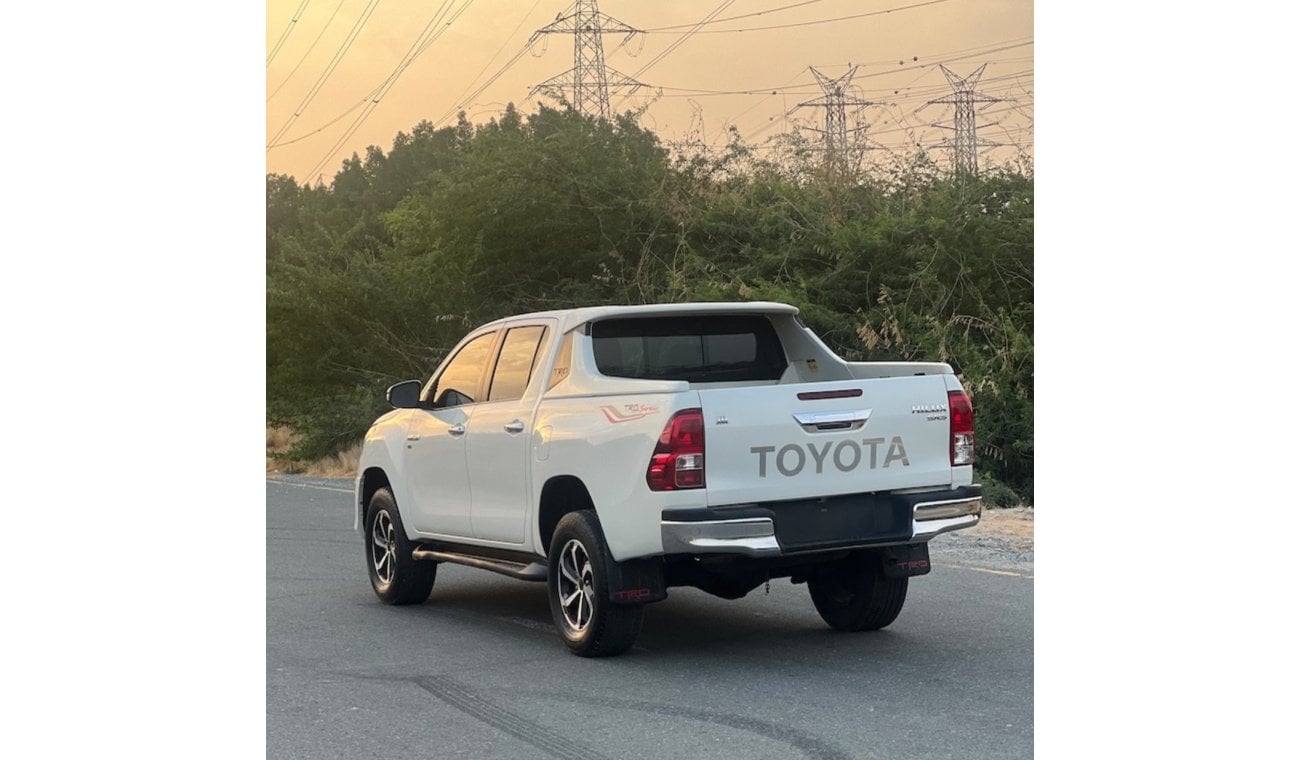 Toyota Hilux Toyota Hilux pickup 2018 V6 petrol left hand Drive very neat and clean perfect condition